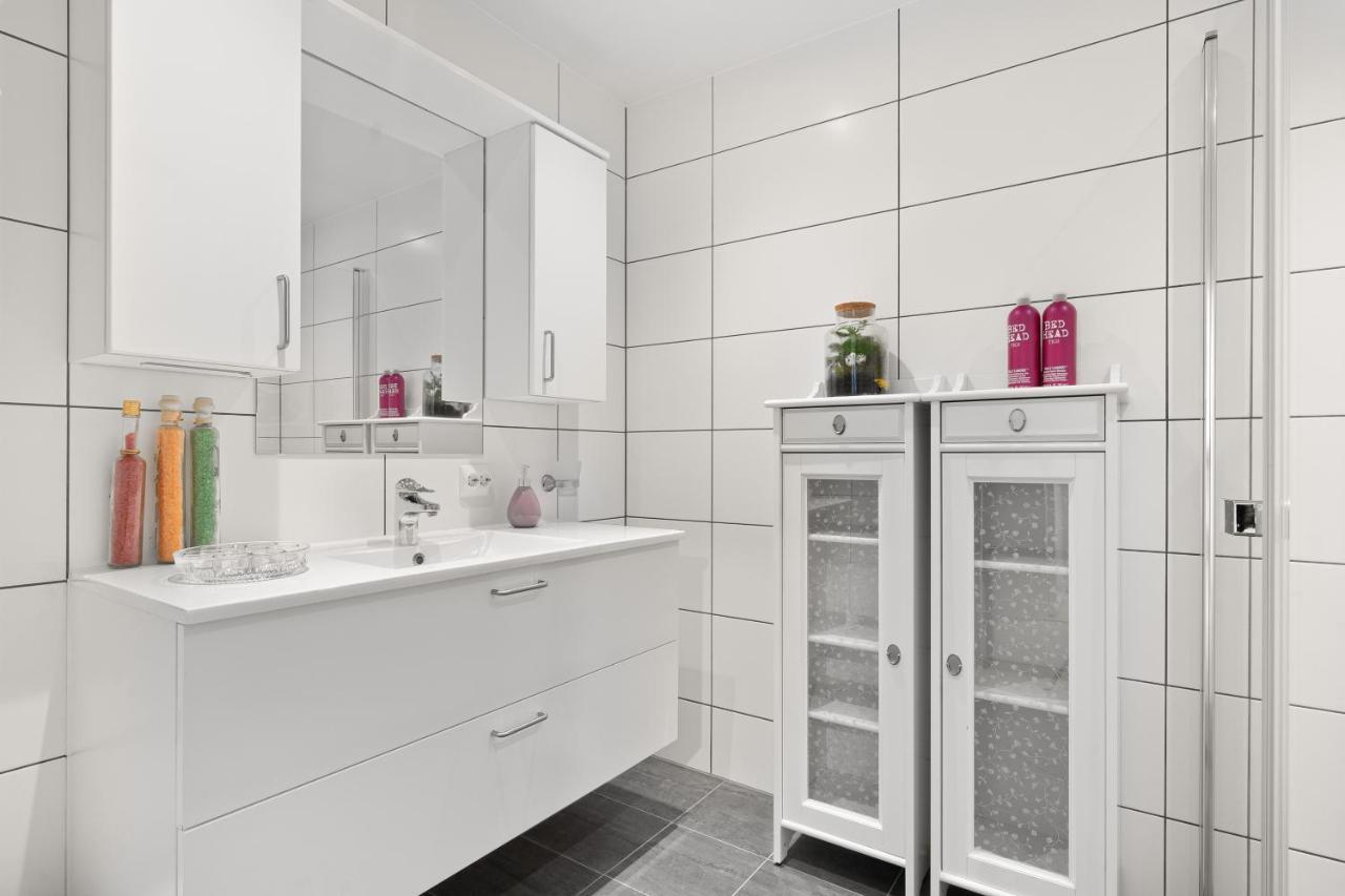 Skir 2 Bdr Corner View Apartement Tromso Exterior photo